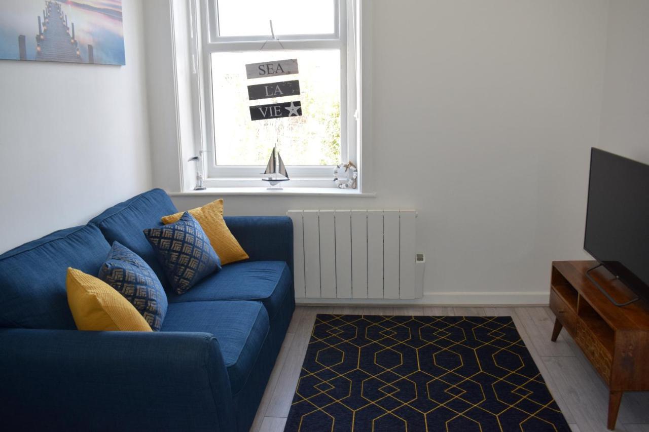 The Bay Beach Apartments Bournemouth Bilik gambar